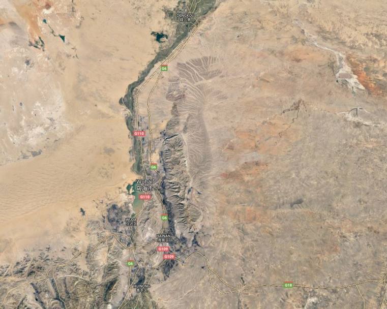 Cos appare Wuhai sulla mappa: a sinistra e destra solo deserto.